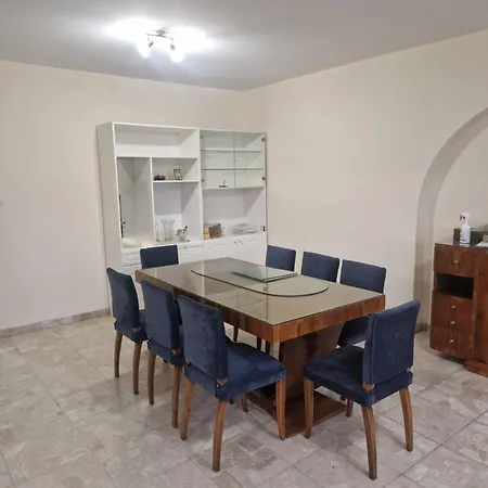 Apartament Urban Nest - Spacious 2br Nikozja