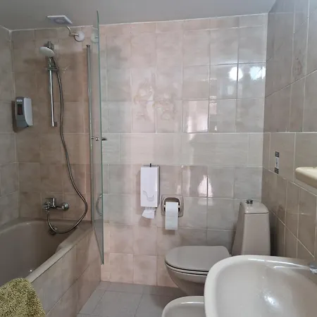 아파트 Urban Nest - Spacious 2br 니코시아