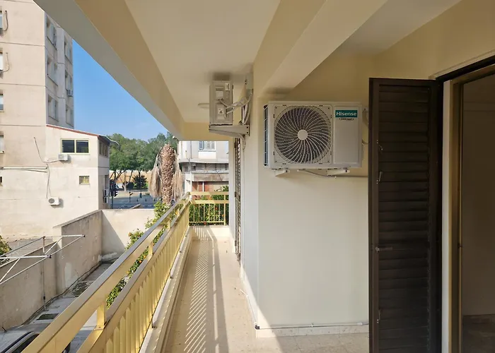 Apartament Urban Nest - Spacious 2br Nicosia